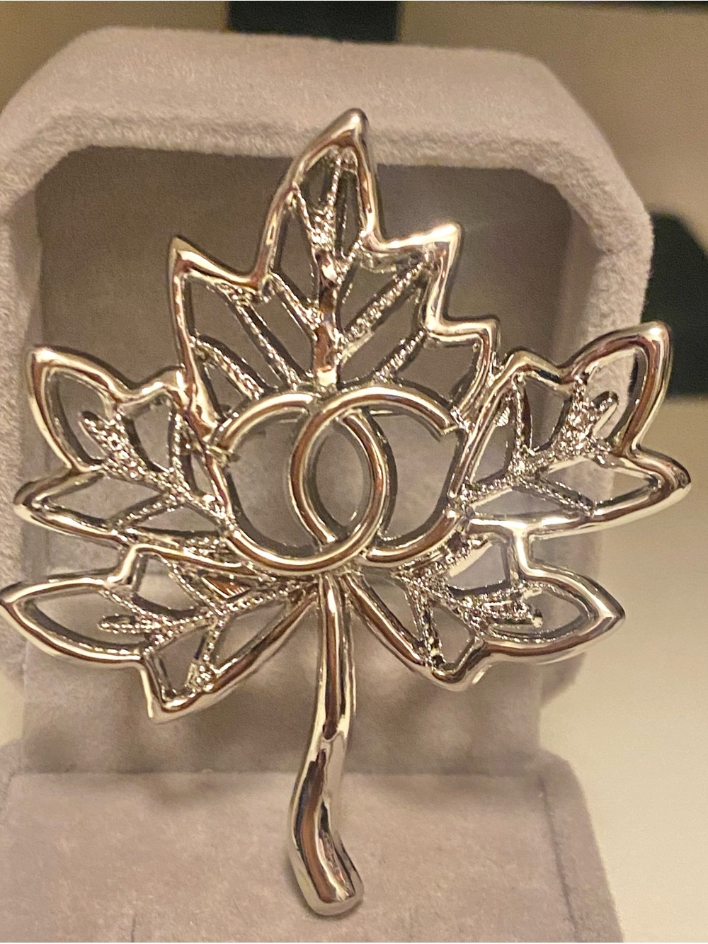 Fashion Jewelry Gold-Tone Maple Leaf Brooch with Interlocking Motif